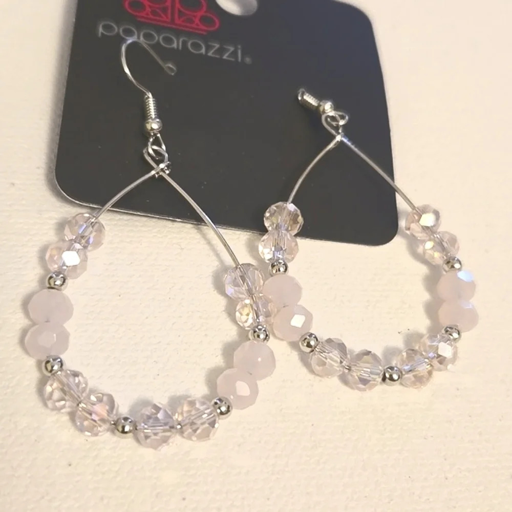 #487 NWT Paparazzi earring silver tone - Picture 2 of 3